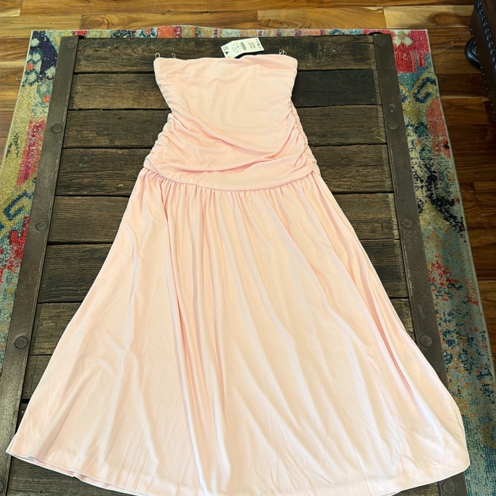 ZARA NWT RUCHED LIGHT PINK STRAPLESS MIDI DRESS large